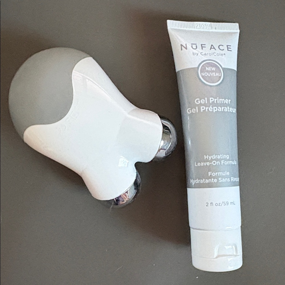 NuFace Toning Device with Gel Primer in White and Gray